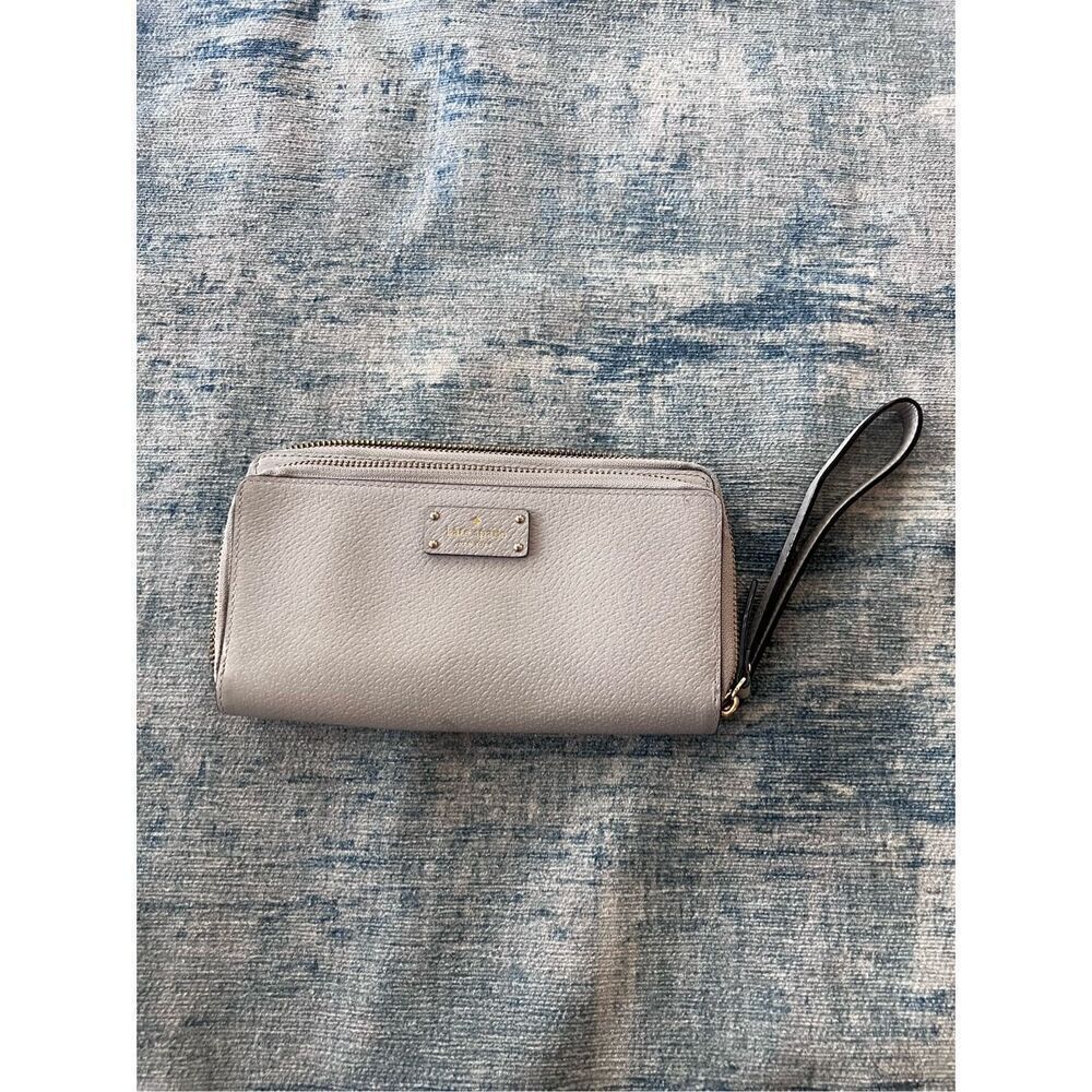 Kate Spade Gray Grove Street Anita Clutch Wristlet Wallet